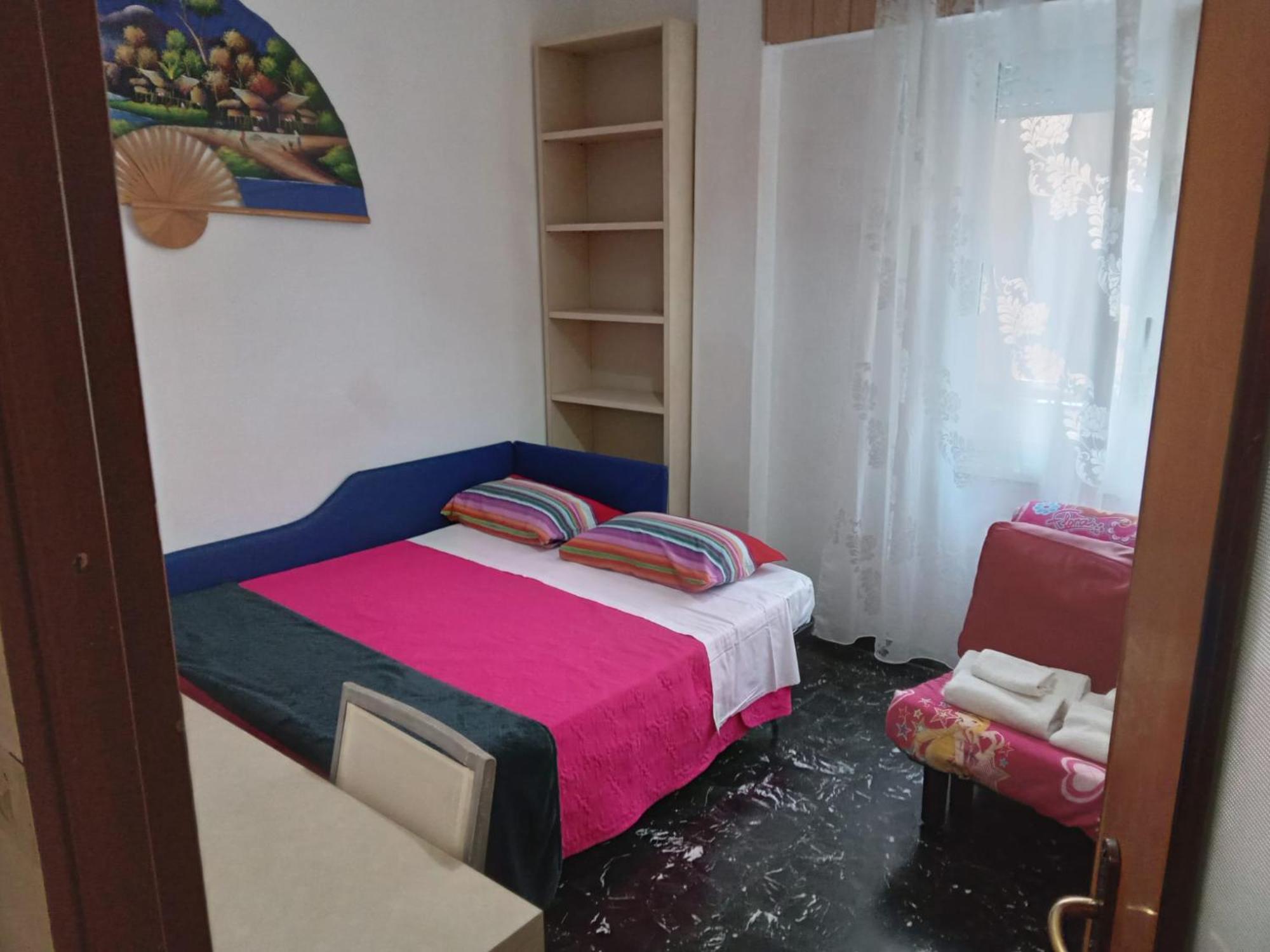 Homebetty Vado Ligure Luaran gambar
