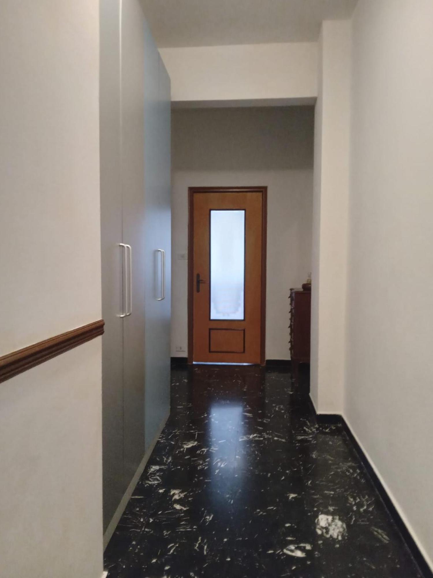 Homebetty Vado Ligure Luaran gambar